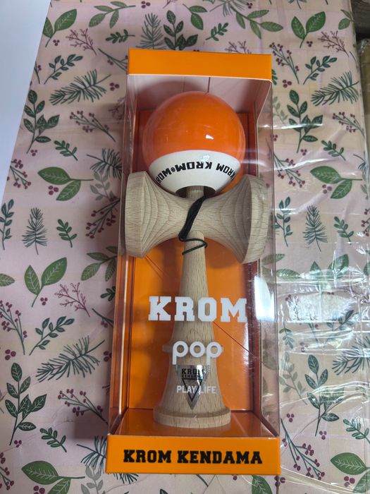 Kendama Krom Pop Sticky Portocalie