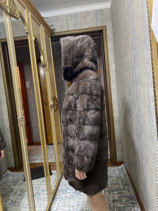 Продам норковую шубу