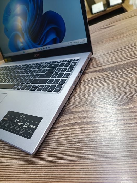 Лаптоп Acer Aspire 5