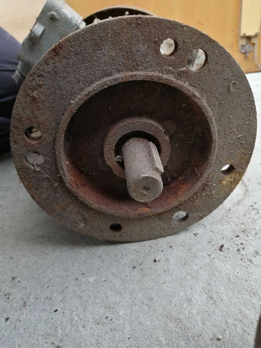 Електродвигатели