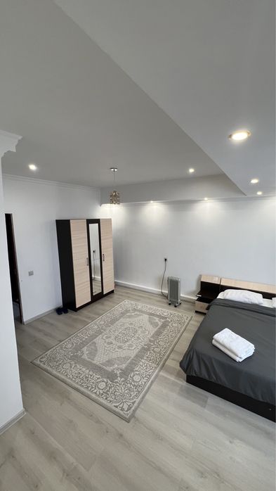 Мегацентр, Посуточно жк Айгерим