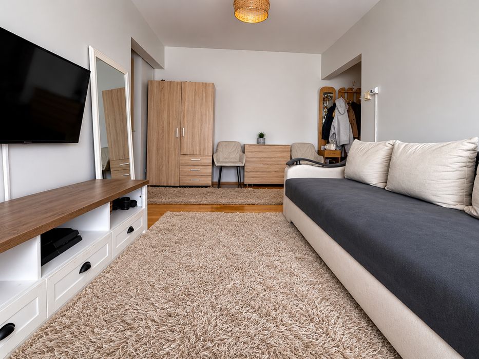 Vând apartament gata de mutat