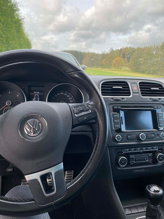 VOLKSWAGEN Golf 2011 — imagine 4