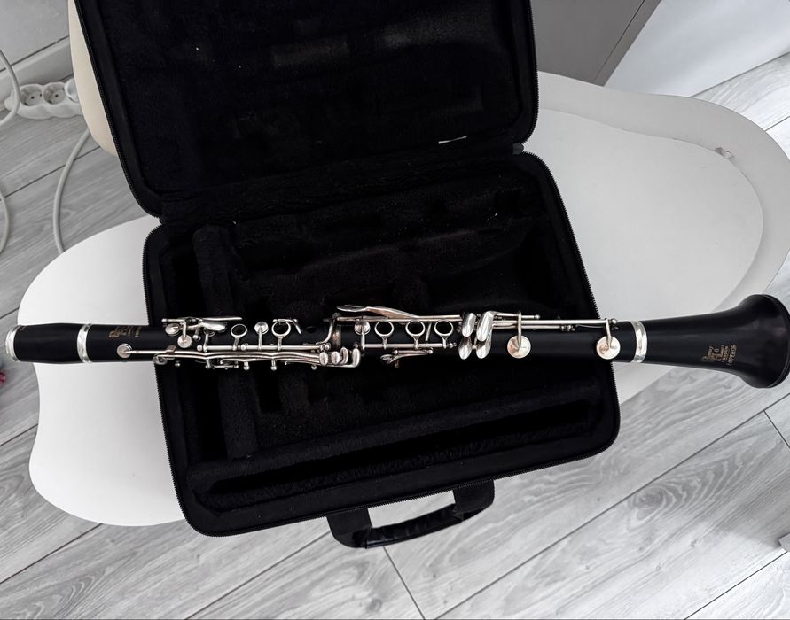 clarinet Boosey and Hawkes London Empress