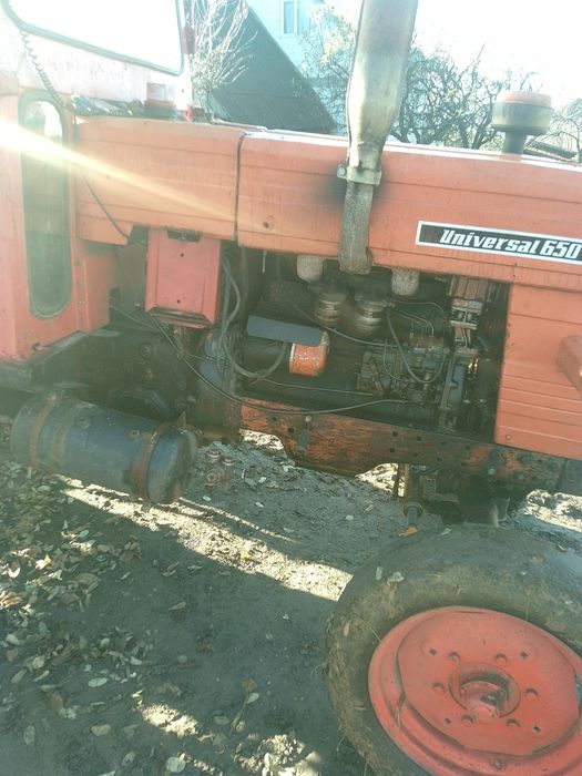 Vînd tractor utb 650