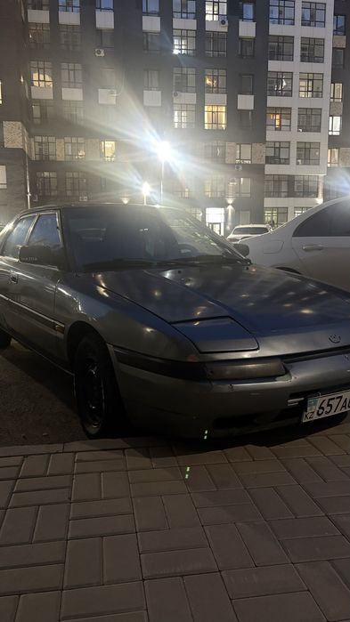 Mazda 323F на ходу