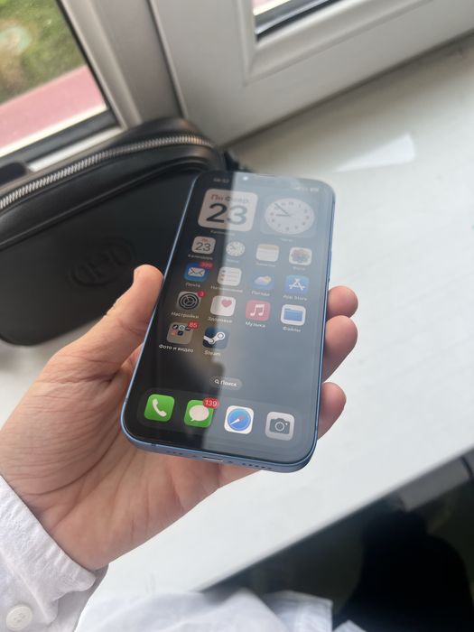 Iohone 13 ideql holatda hamma narsasi ishlidi