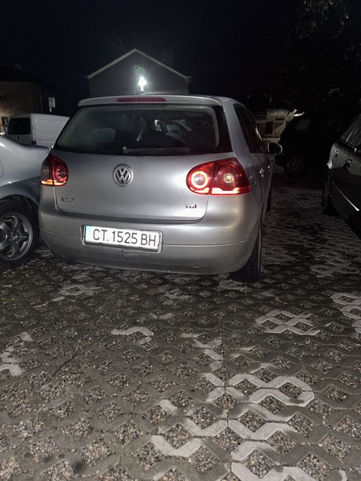 VW golf 5 2.0 TDI 140 к.с(184 856) Обслужен на време ,напълно реално километри ,готов за каране ,подържан и здрав автомобил   +спортно окачване