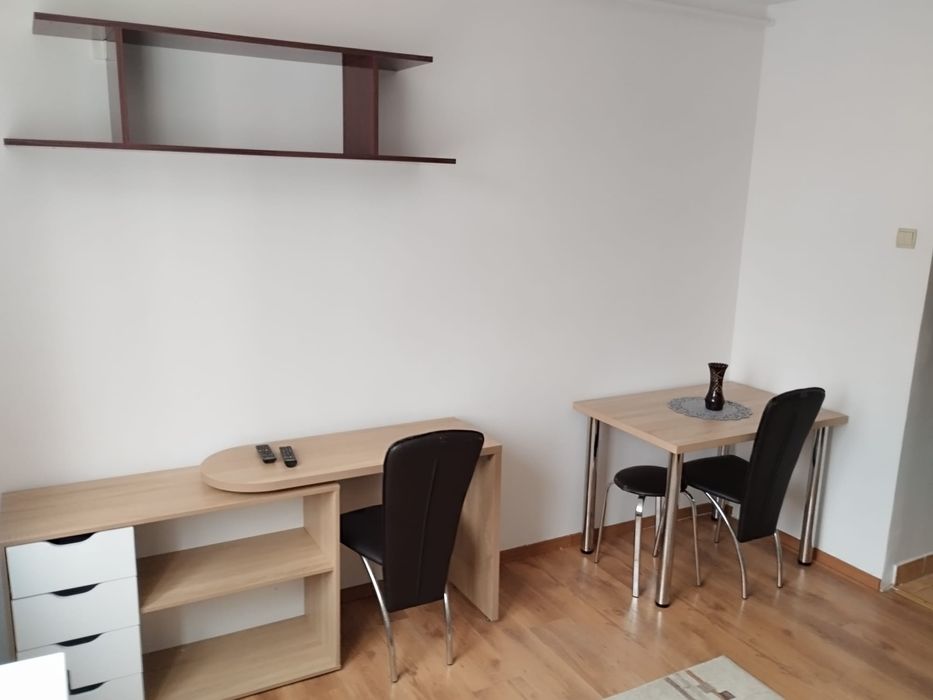 Chirie Garsoniera 7 Noiembrie