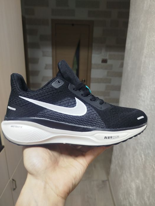 Кроссовки Nike 41 размер