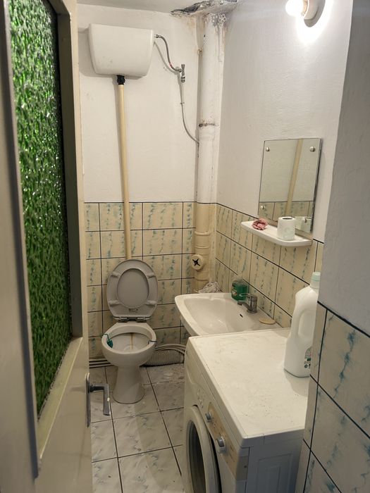 Apartament 4 camere zona Lama