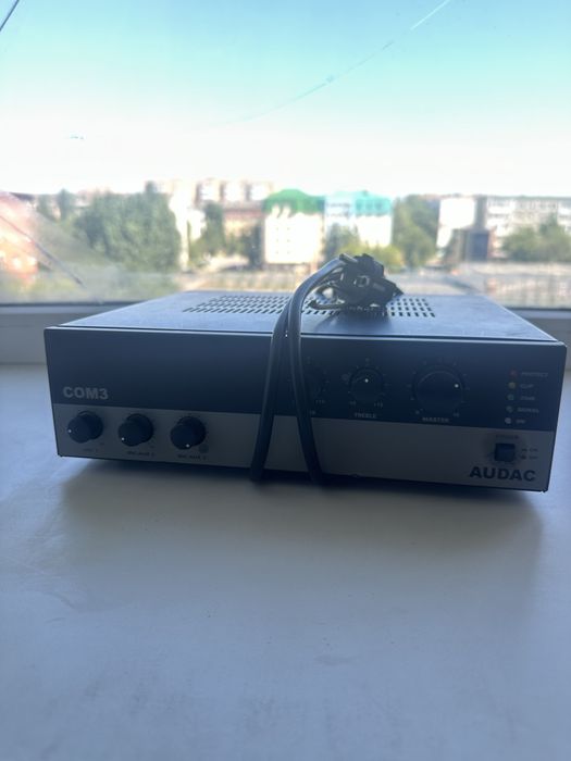 Профессиональное аудиооборудование AUDAC (COM3 и ATU44MK2)