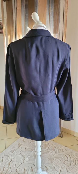 Massimo Dutti
Blazer cu centura