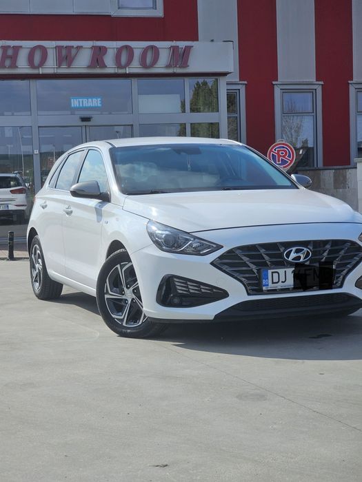 Hyundai i30 1.5 turbo 160 cp mild hybrid l