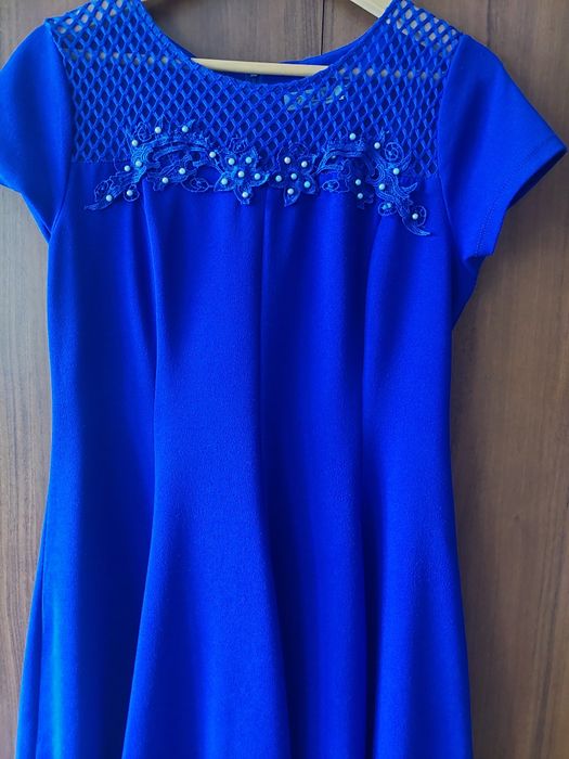 Женская одежда, платья