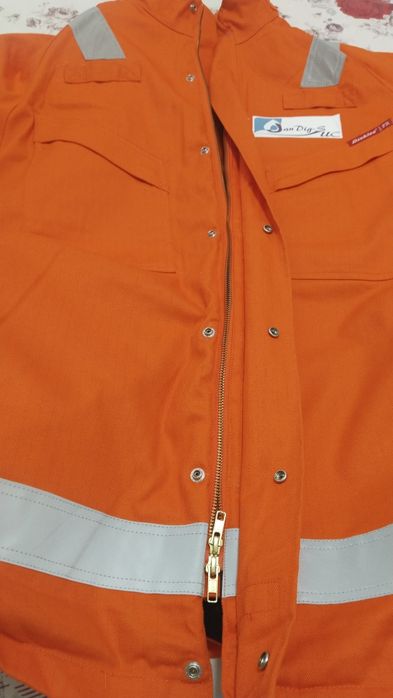 Бушлат размері 52-54,XL