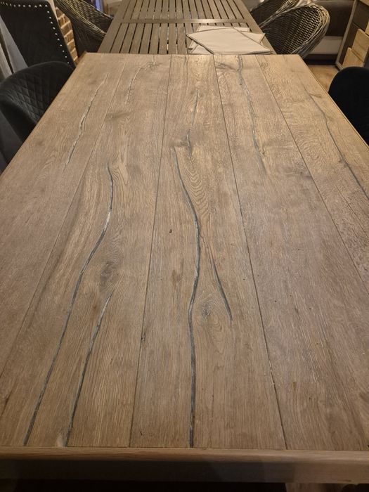 Трапезна маса масив