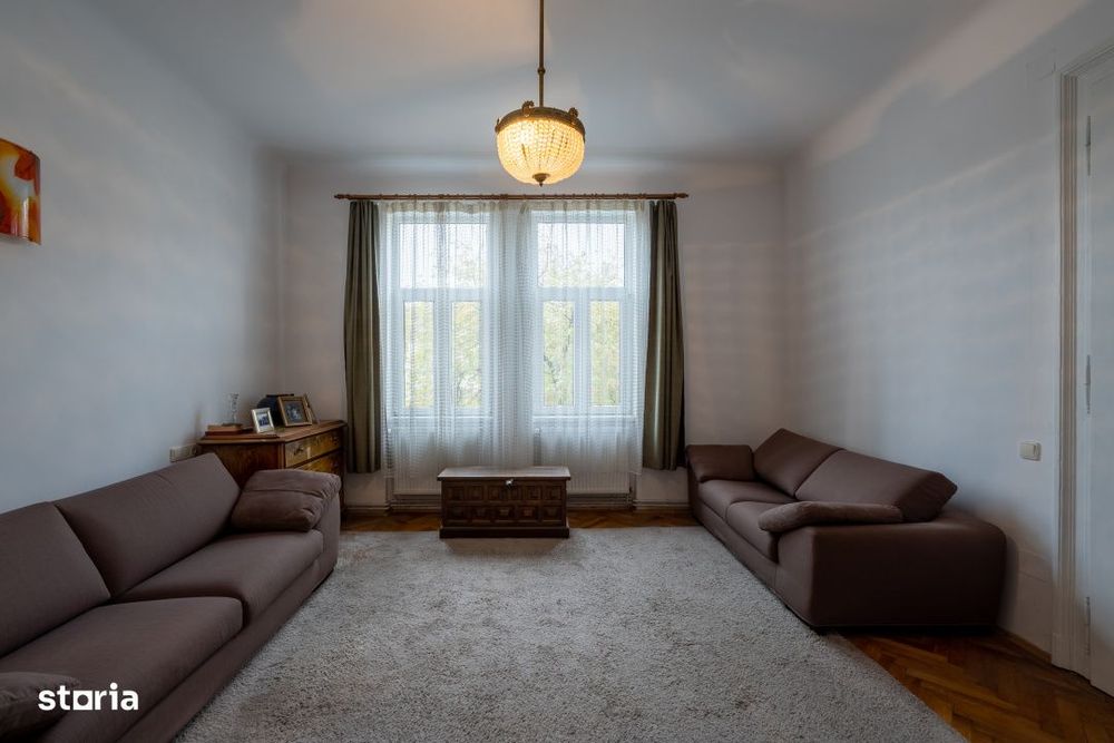 Casa de vanzare in Andrei Muresanu – zona exclusivista!