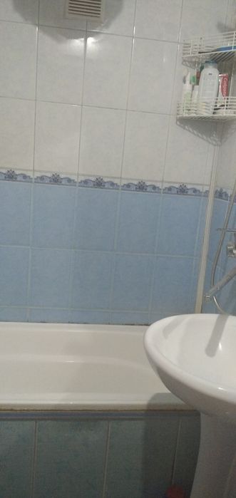 Шахар марказидан квартира сотилади