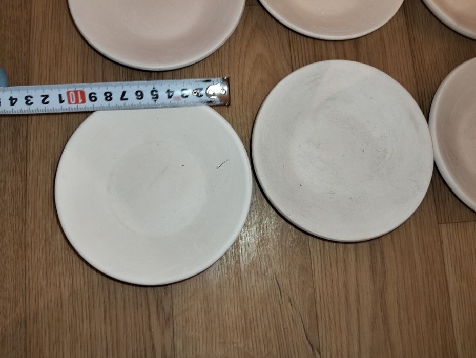 Кувшины глиняные