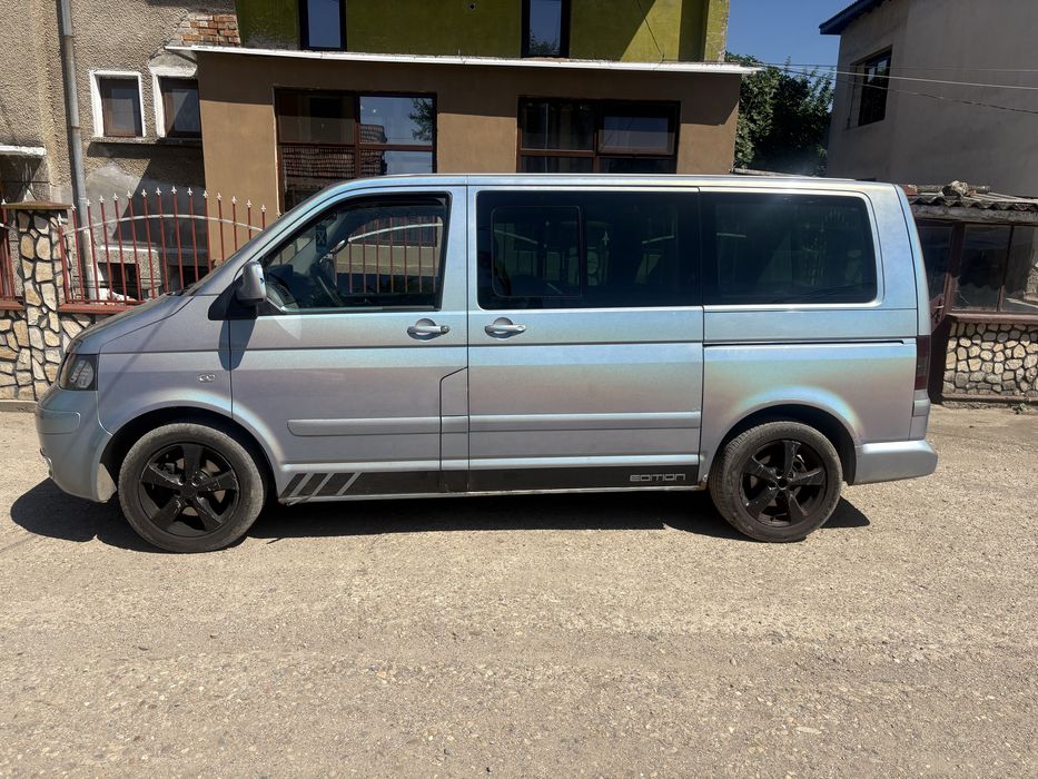 Бус Volkswagen T-5, 5+1