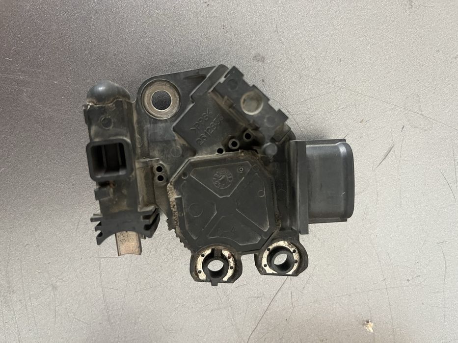 Реле-регулятора генератора (шоколадка)