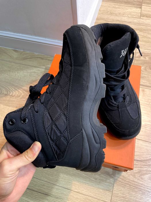 Зимняя обувь спортивная для походов