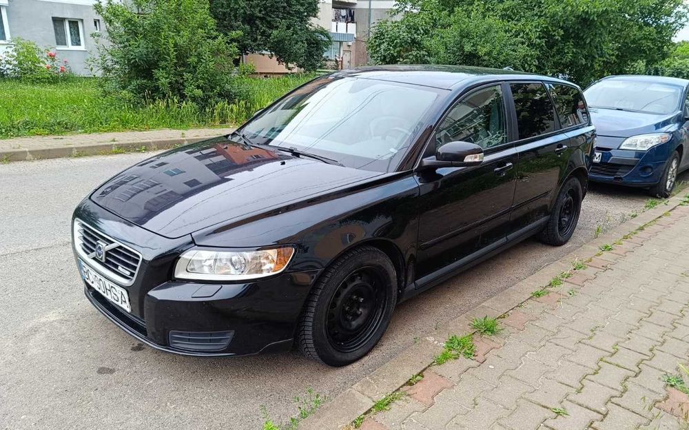 volvo v50 2.0D 136 cp 6 trepte
