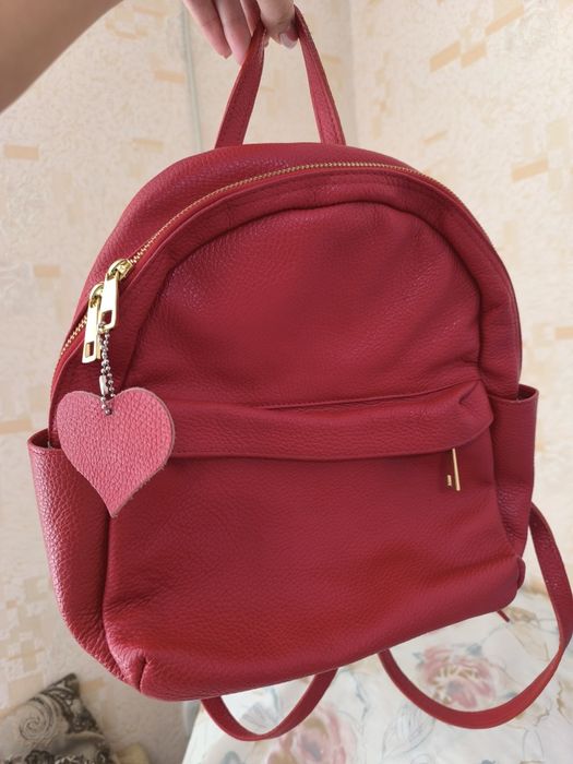 Продам рюкзак из натуральной кожи