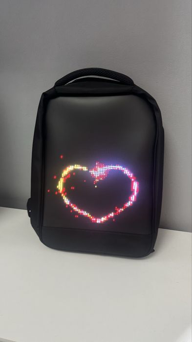 Rucsac Smart cu Display LED WiFi Waterproof Aplicatie Dedicata
