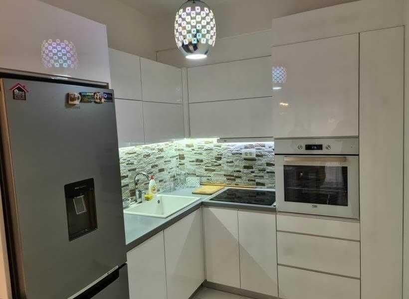 Дава се под наем Двустаен апартамент в Бургас, Възраждане - 67 кв.м за 229.5 € - Снимка #1