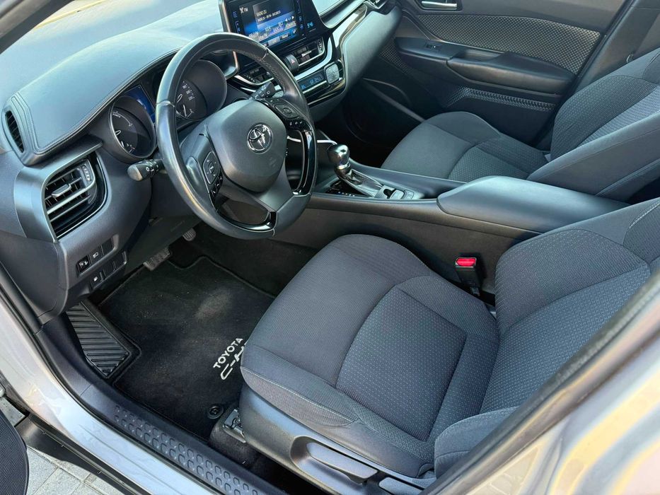 TOYOTA C-HR 1.8 Hybrid / 2018 / Istoric Toyota / Garantie / 120.000 km / Dany Auto Select