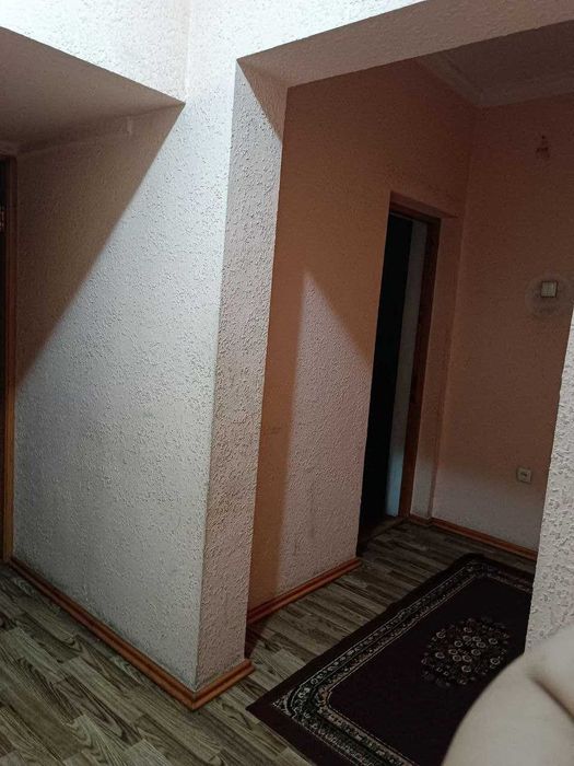 3 xonali kvartirada bitta xonasiga ijaraga (faqat ayollar va qizlarga)