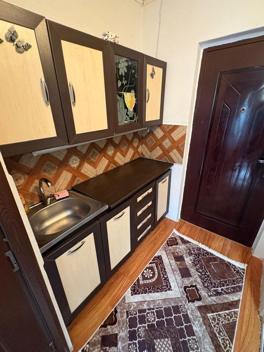 Închiriez garsoniera în Rovinari