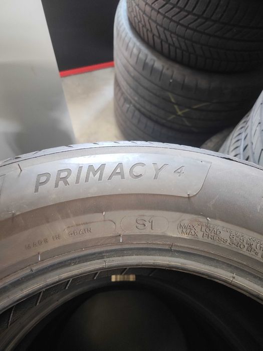 4бр.летни гуми 215/65/17 Michelin