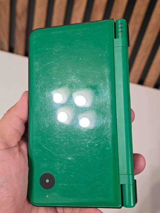 Nintendo DSI XL + joc Age of Empires Ds