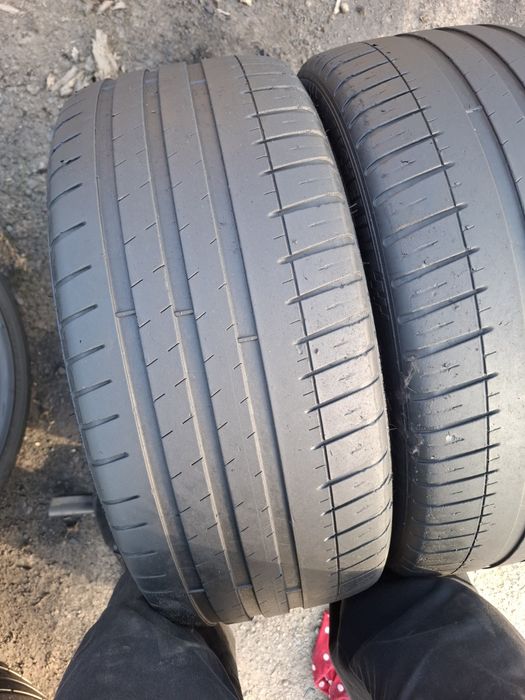 Vand 2 anvelope 225 40 18 michelin de vara bune dot 2020