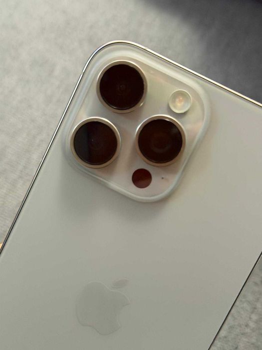 iPhone 14 PRO MAX iPhone 16 PRO MAX