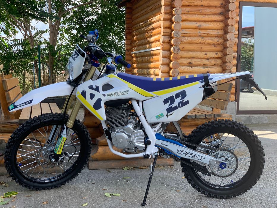 Кросов мотор 250 куб. с фар нови