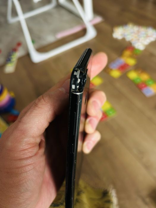 Продам телефон Редми и Хуавей