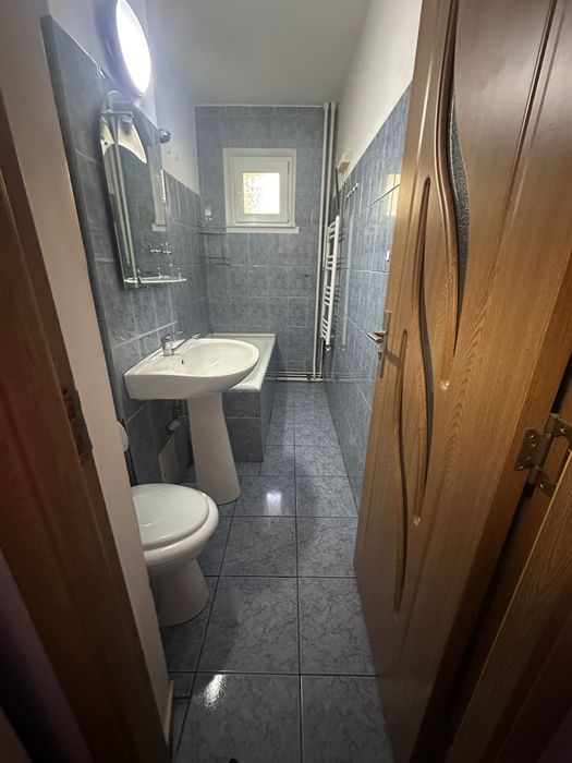De închiriat apartament 2 camere - Mircea cel Bătrân Iași