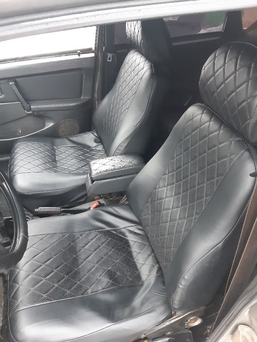 Кожаные чехлы новые на Ваз 2109