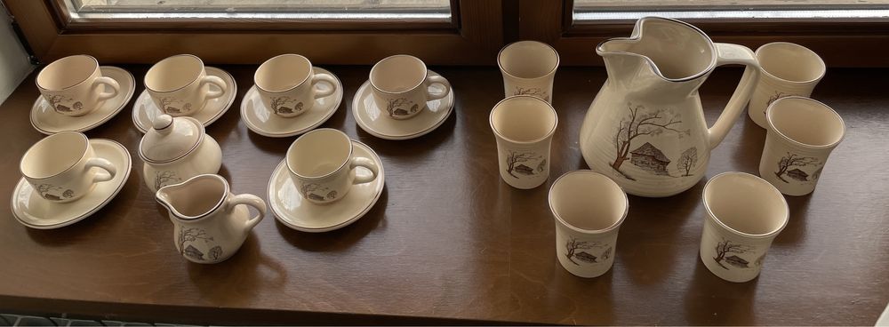 Чайна - кувшинный сервиз