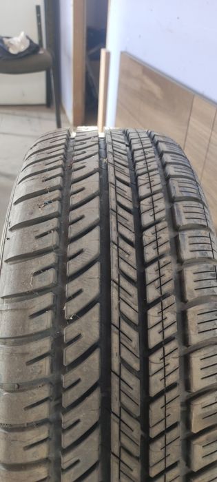 Продавам резервна гума за Ситроен ц5