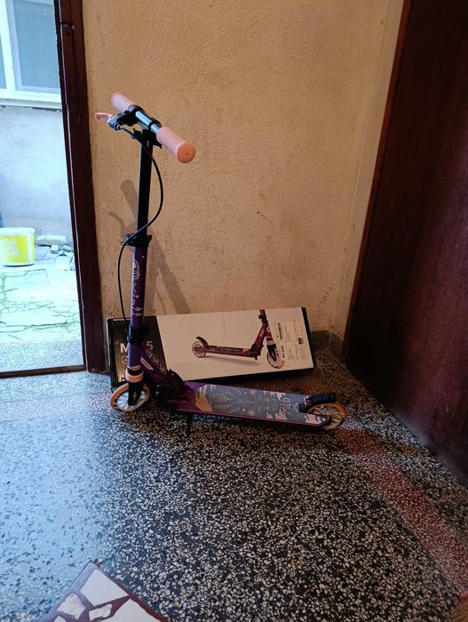 Тротинетка за момичета