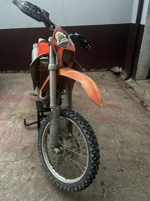 Dezmembrez ktm 400 exc unele. piese compatibile și pe 450-525-250