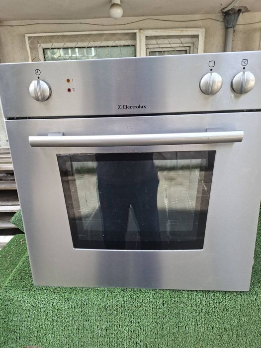 Ел. Уреди :фурна, котлон, абсорбатор