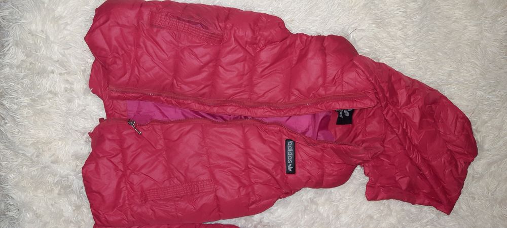 Куртки на девочку