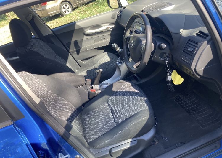 Тойота Аурис/Toyota Auris 1.4D4D 90кс 2011г / НА ЧАСТИ /