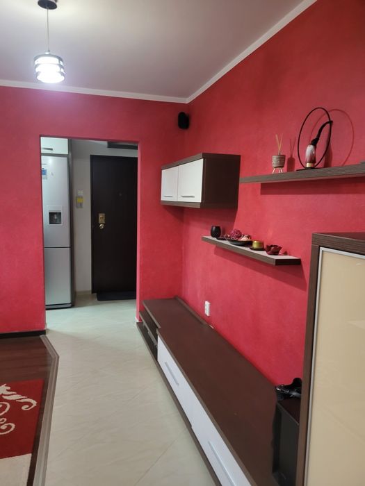 Apartament  de inchiriat ,2 camere .cartierul Florilor